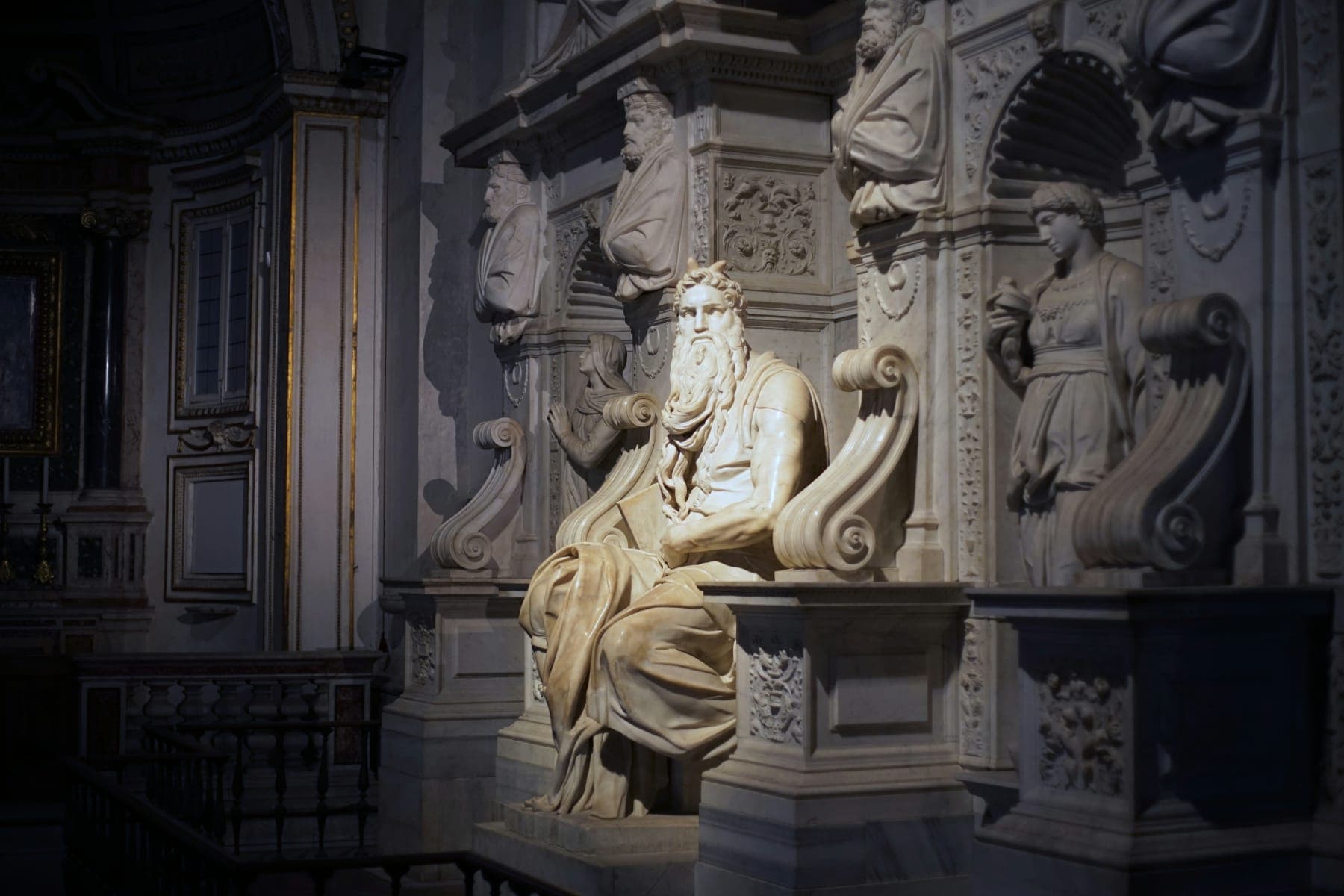 Churches & Sacred Art Walking Tour in Rome